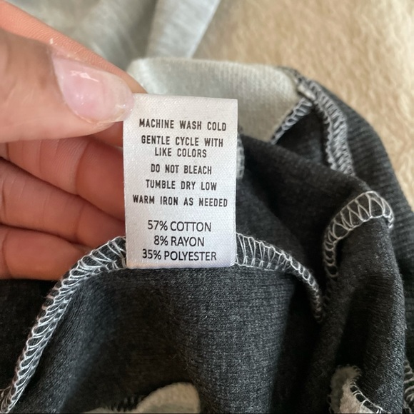 Retreat LA Color-block Crewneck Sweater - Size S - Picture 12 of 12